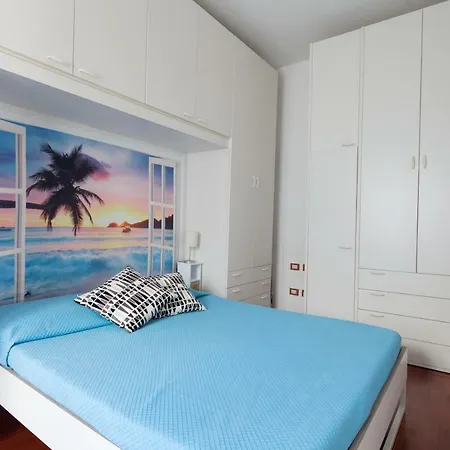 Apartment Mansarda Dei Poeti